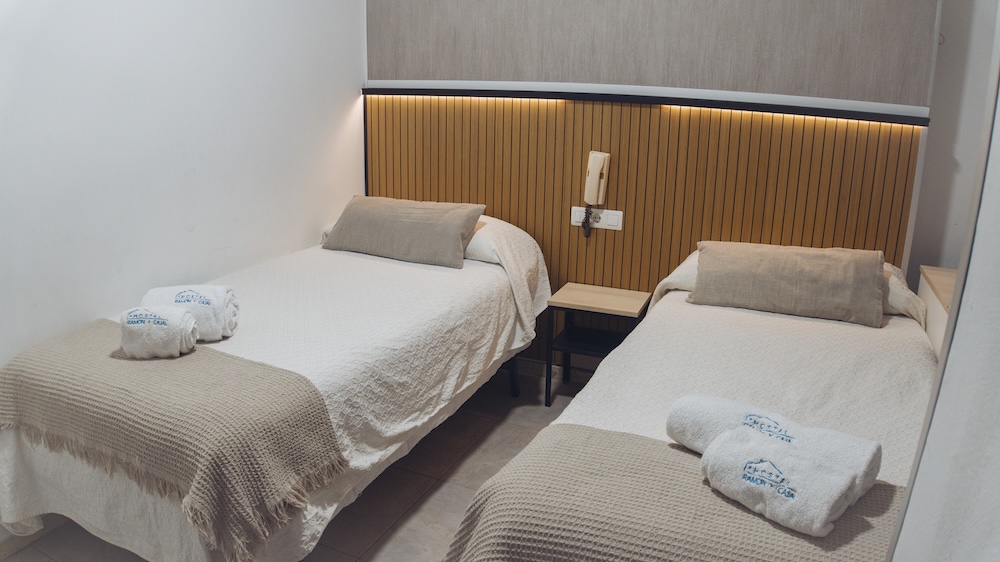 Imagen Habitación Doble con Baño Privado Completo 5